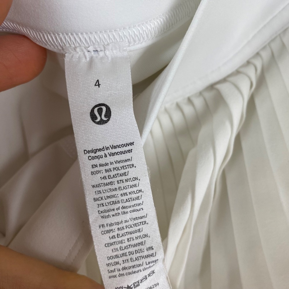 Lululemon Varsity High Rise Pleated Tennis Skirt white Size 4 liner - Picture 10 of 15